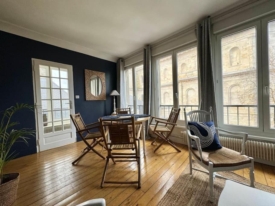 ブローニュ・シュル・メールLe Tiki De Notre-Dame - Duplex Vue Cathedraleアパートメント エクステリア 写真