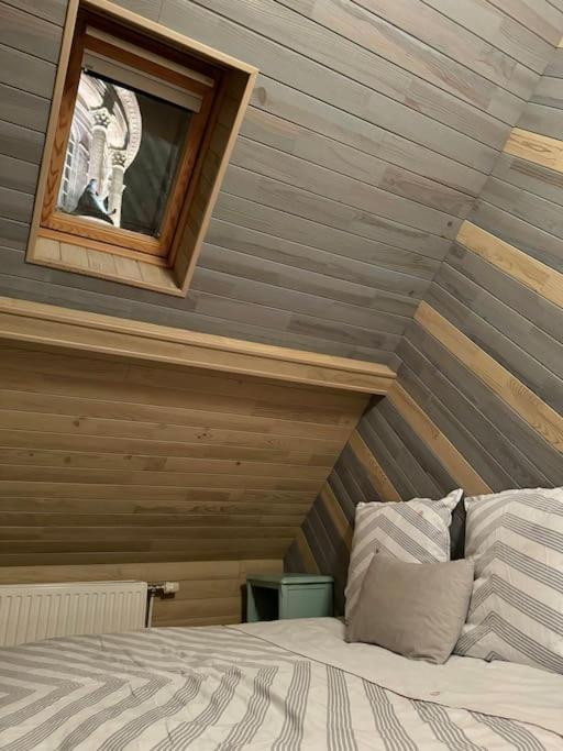 ブローニュ・シュル・メールLe Tiki De Notre-Dame - Duplex Vue Cathedraleアパートメント エクステリア 写真