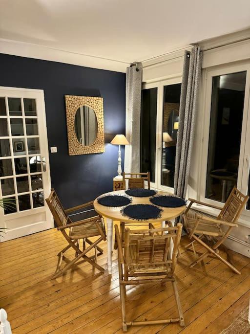 ブローニュ・シュル・メールLe Tiki De Notre-Dame - Duplex Vue Cathedraleアパートメント エクステリア 写真